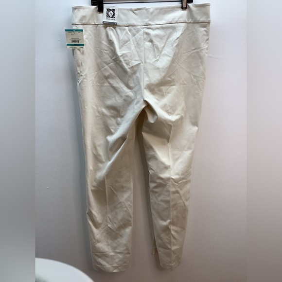 Anne Klein Size 16 Cream Trousers. MSRP$89. New With Tags. - Picture 6 of 9